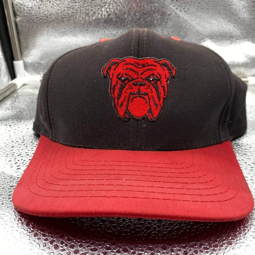 Nissin Cap Bulldog Hat Mens OSFM Black Red Snapback Red Dog Beer Promo